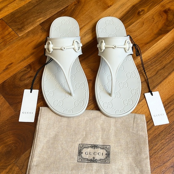 Gucci Shoes - Gucci Hourse Bit thing sandals, NEW